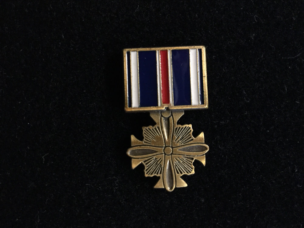 Distinguished Flying Cross Lapel Pin