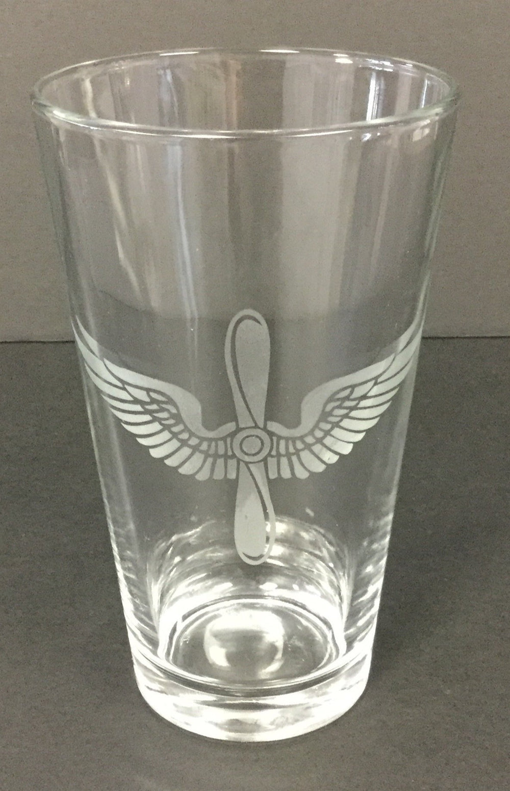 Pub Glass engraved with Prop and Wing - 16 oz